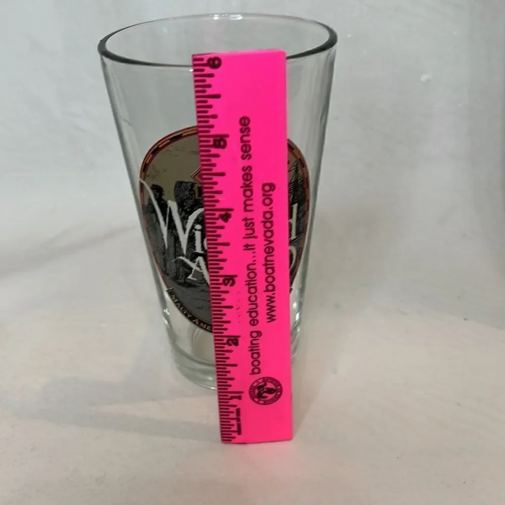 Pete Wicked Ale Beer Glass 16 Oz 6 In Tall Malty American Brown Red Gray Bar
